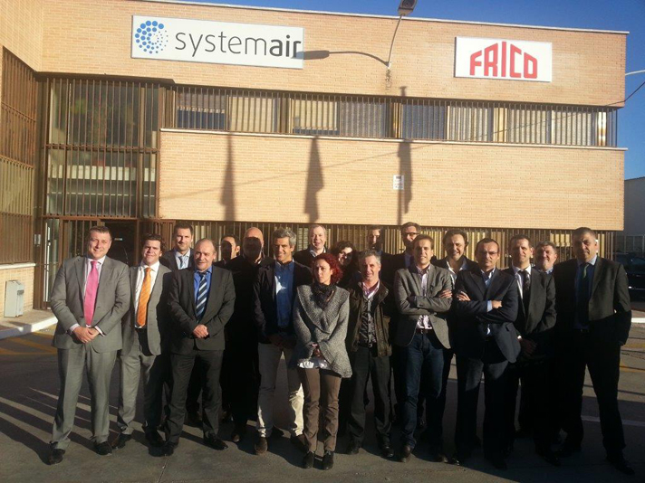 Todo el equipo comercial de Systemair, en la sede central de la compañía en España