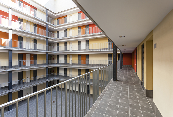 Un edificio de viviendas en Cornellá cumple gracias al sistema Aquarea con la energía renovable de la ErP 2009/28/CE 