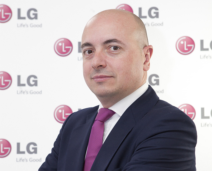 Francisco Ramírez, Director de la División Profesional de LG España