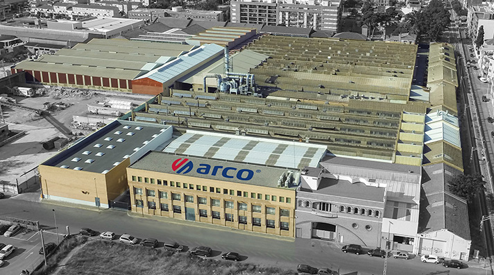 Una imagen aérea de la fábrica de Válvulas Arco en Valencia