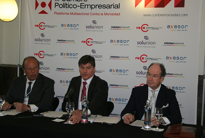 La III Cumbre Político-Empresarial se ha celebrado en CaixaForum Madrid