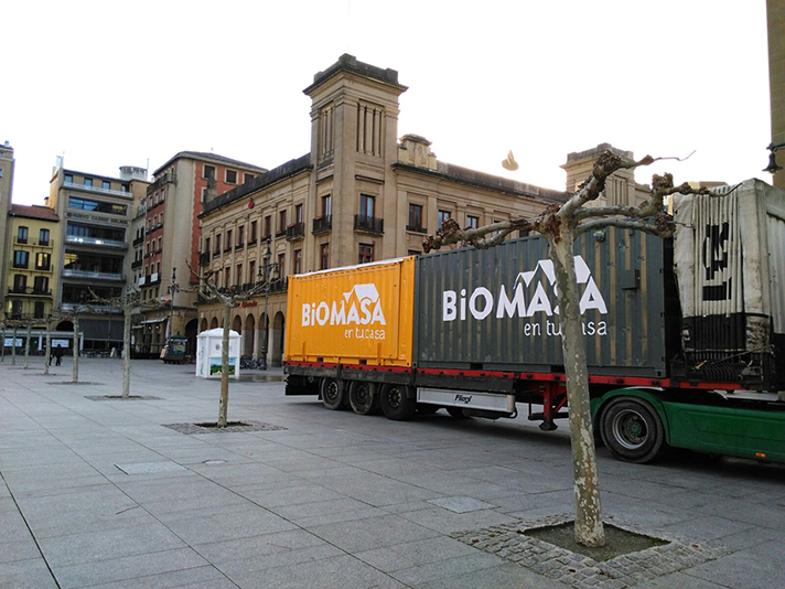 Pamplona acoge el debut de la gira 2016 de ‘Biomasa en tu Casa’