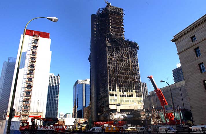 Estado de la Torre Windsor en Madrid, tras el incendio que sufrió