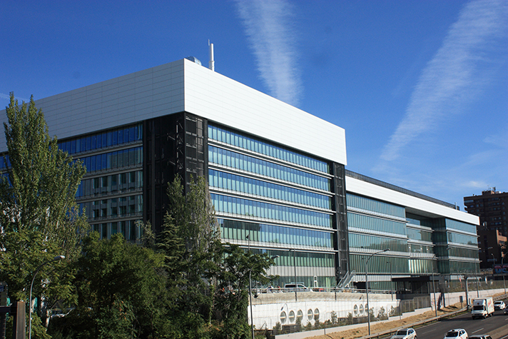 El Centro Deportivo La Cardiotermia de Sabadell y las Oficinas Torre Rioja en Madrid (en la foto) reciben el título de “Los edificios más eficientes de España”
