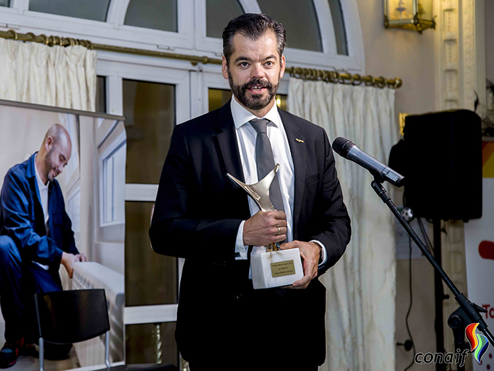 Vicente Gallardo recibió el máximo galardón que otorga Conaif en el reciente Congreso de Sevilla
