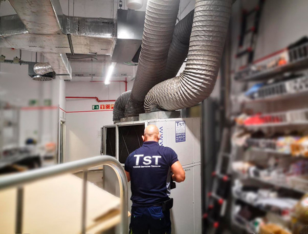 TST Servicios ofrece soluciones temporales de climatización y potencia eléctrica para instaladores