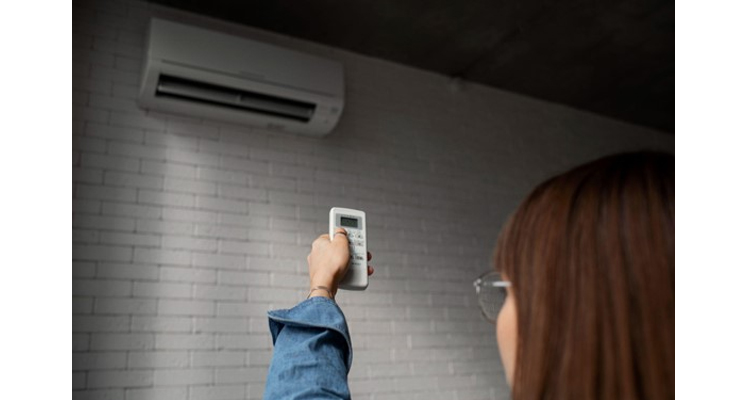 El uso del aire acondicionado eleva un 40% el consumo eléctrico de los hogares en verano