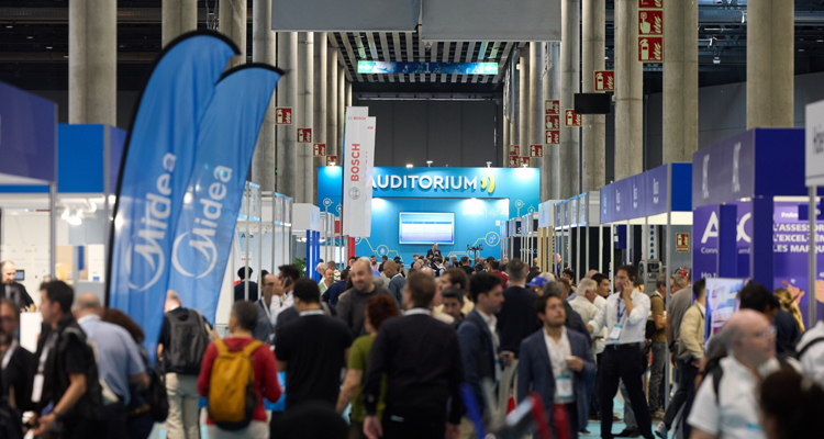 Efintec 2026 reúne a 2.500 profesionales en su primera jornada dedicada a la transición energética