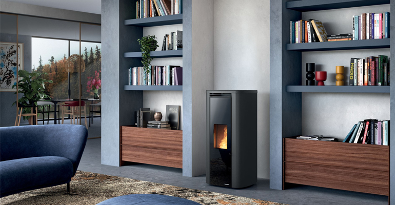 Palazzetti amplía su gama Ecofire con la nueva estufa de pellets Theo