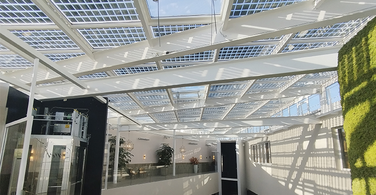 Hotel Rivera Triana vidrio fotovoltaico - Tecnoinstalacion