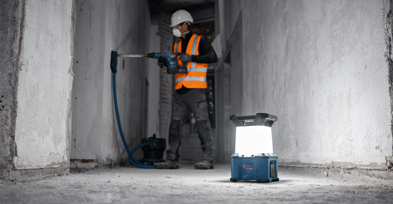 Iluminacion profesional obras Bosch Professional 2 - Tecnoinstalacion