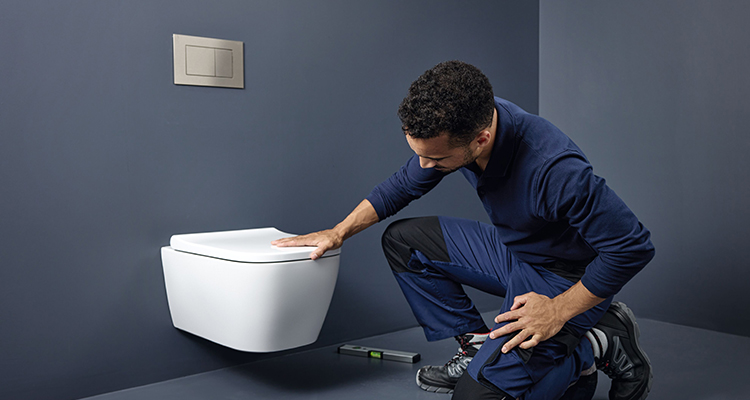 Geberit incorpora mejoras para reducir el tiempo de instalación de sus inodoros suspendidos