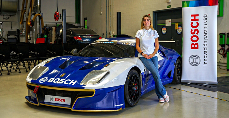 Alba Vázquez inicia la temporada 2026 en resistencia con apoyo tecnológico de Bosch