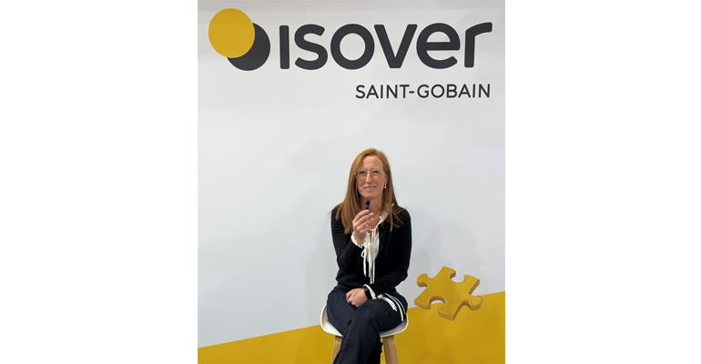 Teresa Hoyuela, primera mujer en acreditar oficialmente sus competencias como instaladora de conductos HVAC