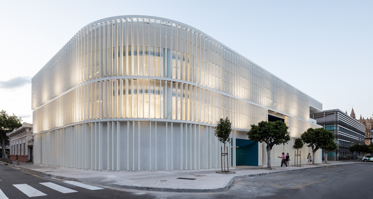 La nueva sede del Socib integra iluminación y conectividad en 3.800 m² de espacios científicos