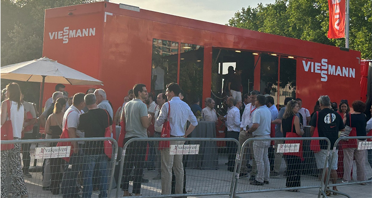 Viessmann presenta en España su nueva generación de bombas de calor con la gira New Era