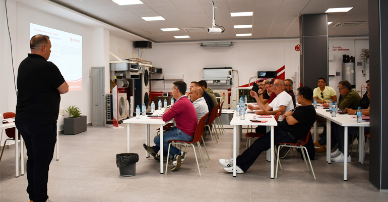 Johnson showroom alicante - Tecnoinstalacion